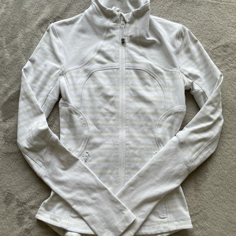 White and pale yellow stripped lululemon jacket